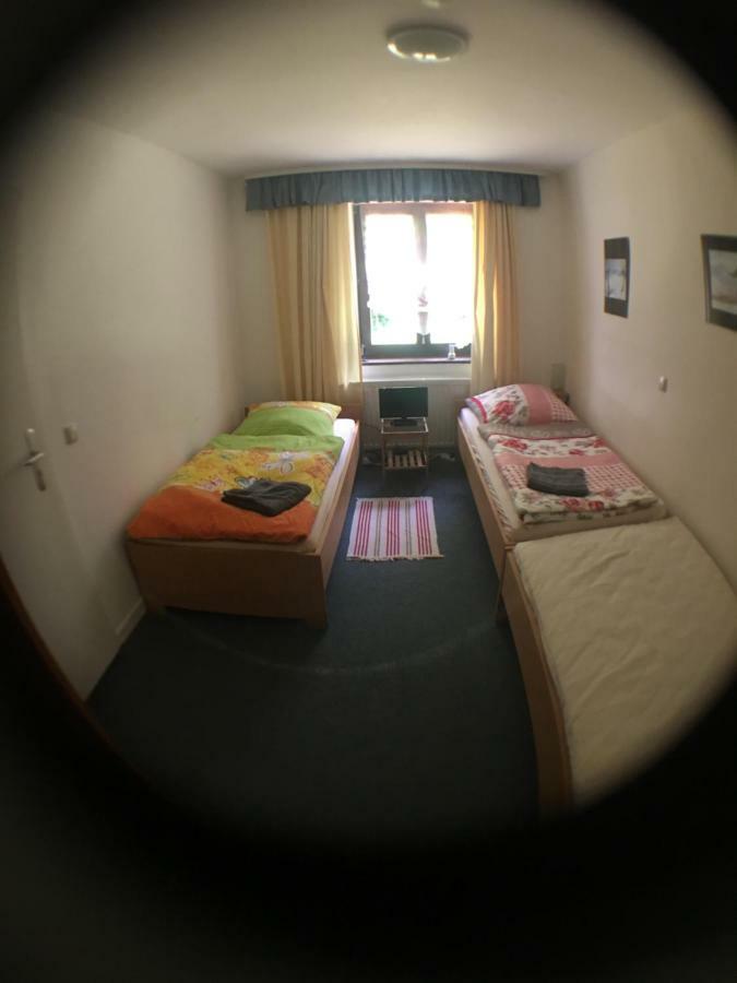 Zimmerfrei Wuppertal Kronenberg Exteriör bild